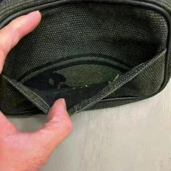 Dooney and Bourke mini purse - Picture 6 of 7